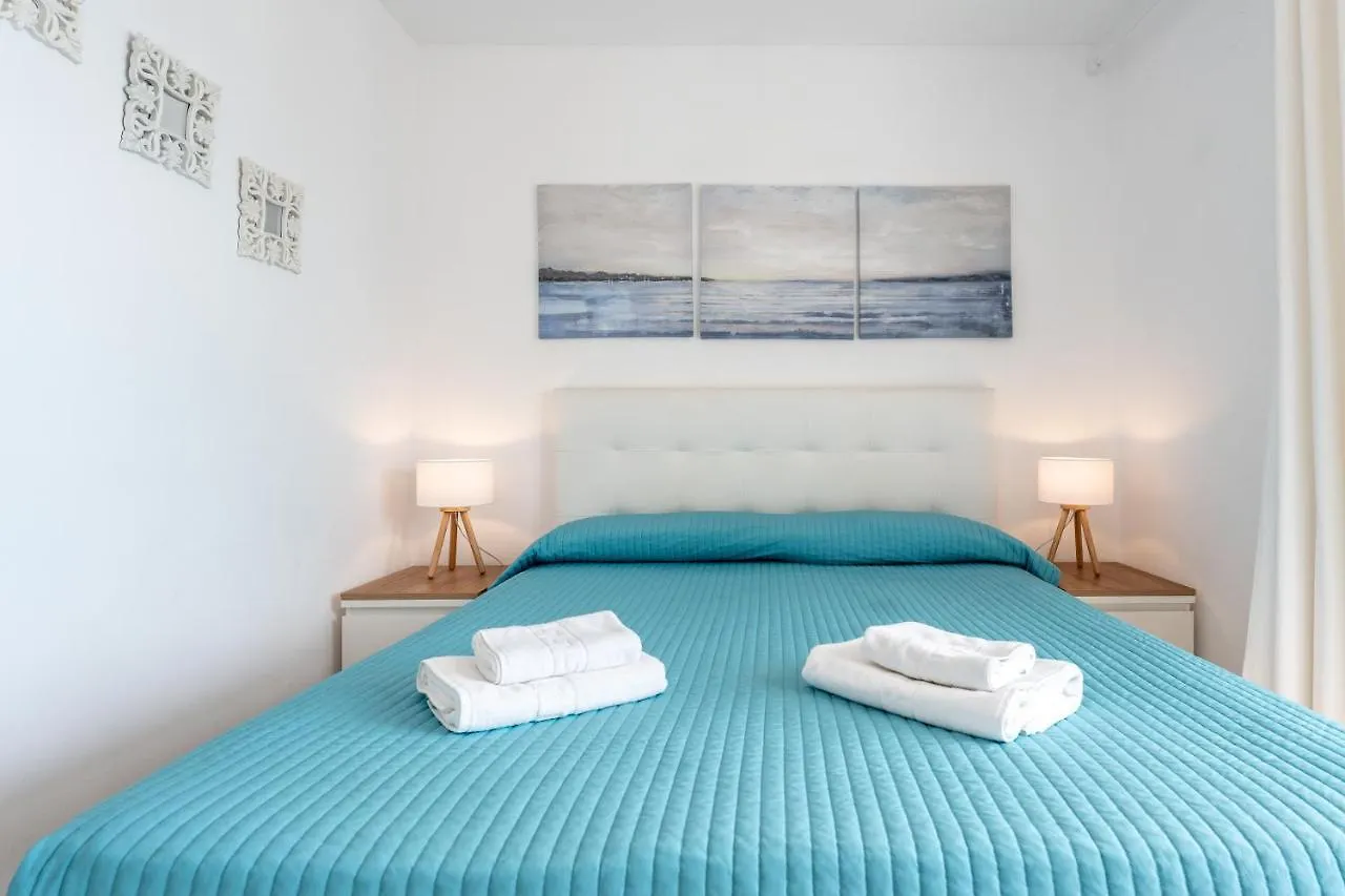 Apartment Sea Front Beach House Micaela I Marbella